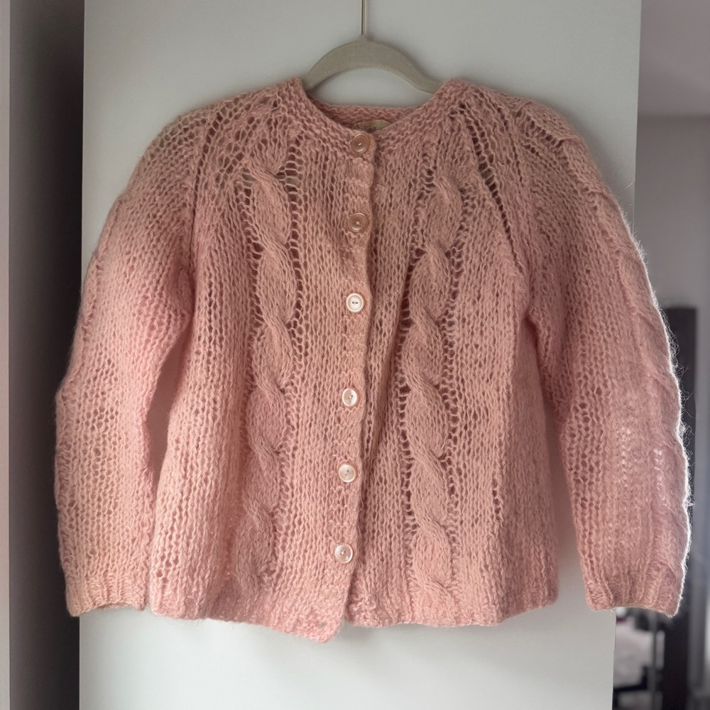VINTAGE 50s 60s | CARLINA HANDKNIT MOHAIR WOOL BLEND ITALIAN CABLEKNIT CARDIGAN - Picture 2 of 6